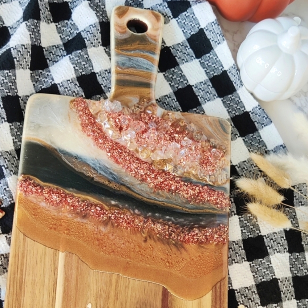 Resin & Wood Charcuterie/Serving Board in Bronze & Black - Picture 4 of 4